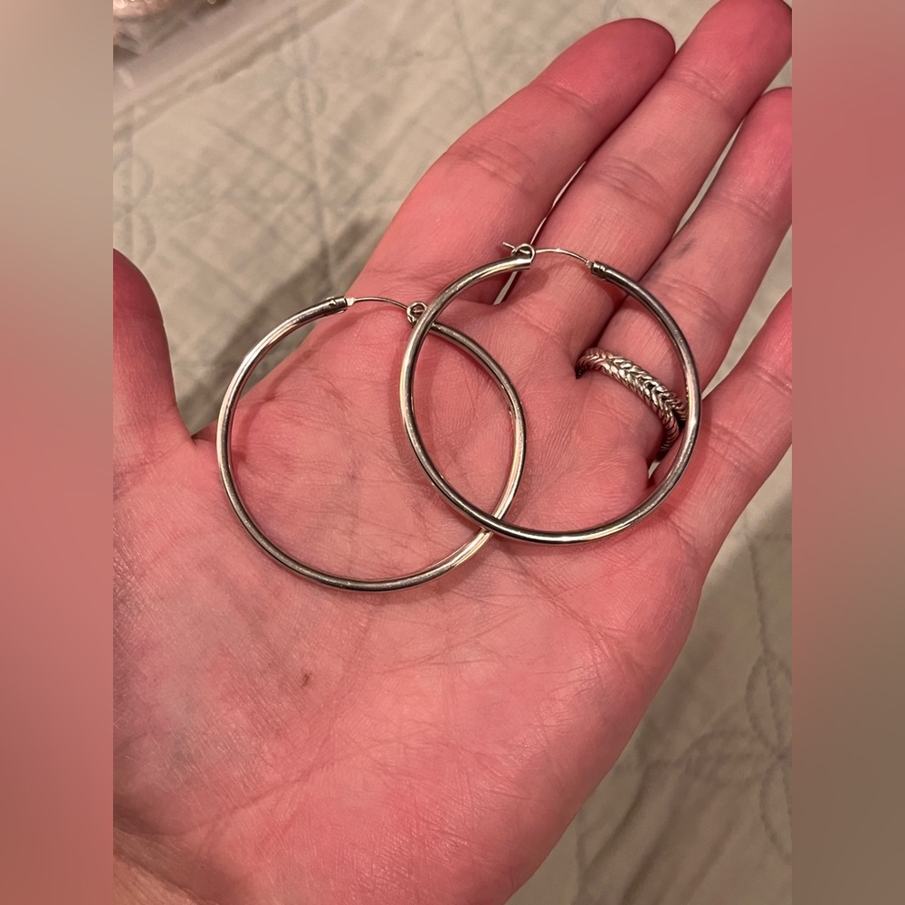 Big sterling hoops, lightweight + large size… nearly 2” diameter